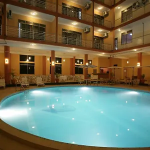 Hotel Triangle